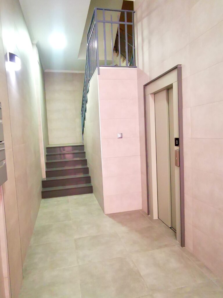 mantenimiento de espacios comunes como asccnsor castellon BTG